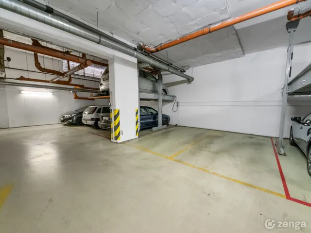 Eladó garázs Budapest VII. kerület, Külső-Erzsébetváros 11 nm