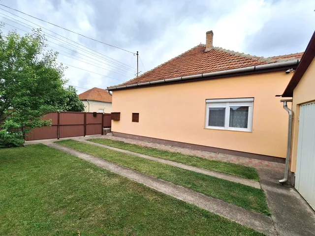 Eladó ház Mezőkövesd 120 nm