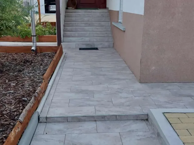 Eladó ház Mezőkövesd 279 nm