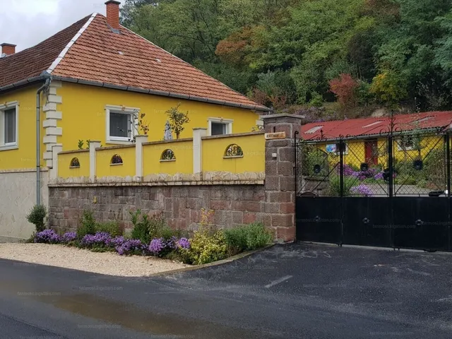 Eladó ház Cserépváralja 160 nm