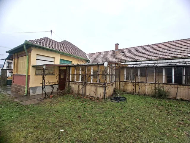 Eladó ház Bogács 180 nm