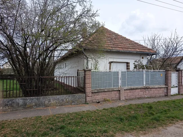 Eladó ház Mezőkövesd 80 nm