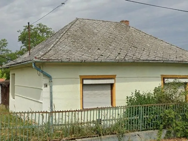 Eladó ház Tiszabábolna 85 nm