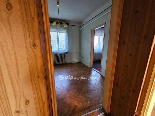 Eladó ház Szolnok 90 nm
