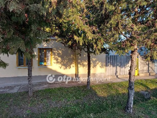 Eladó ház Kunszentmárton 78 nm
