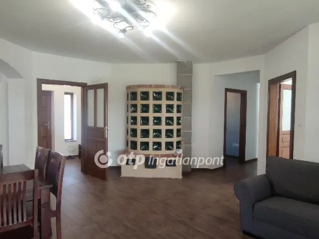 Eladó ház Tiszasas 112 nm