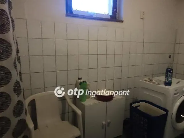 Eladó ház Tiszaföldvár 76 nm