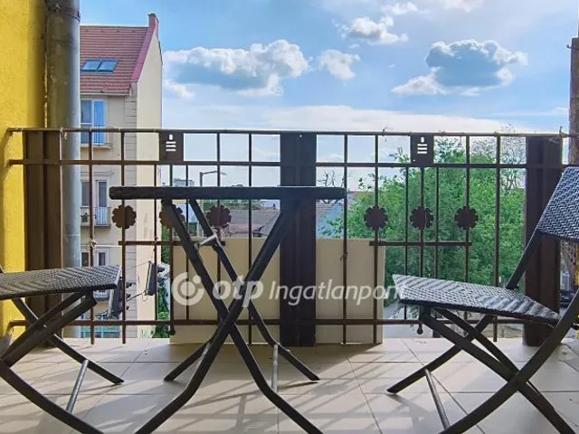 Eladó lakás Szolnok 74 nm