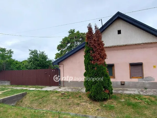 Eladó ház Öcsöd 90 nm