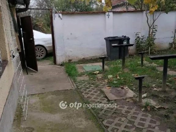 Eladó ház Cibakháza 70 nm