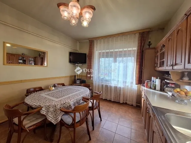 Eladó lakás Gyál 128 nm
