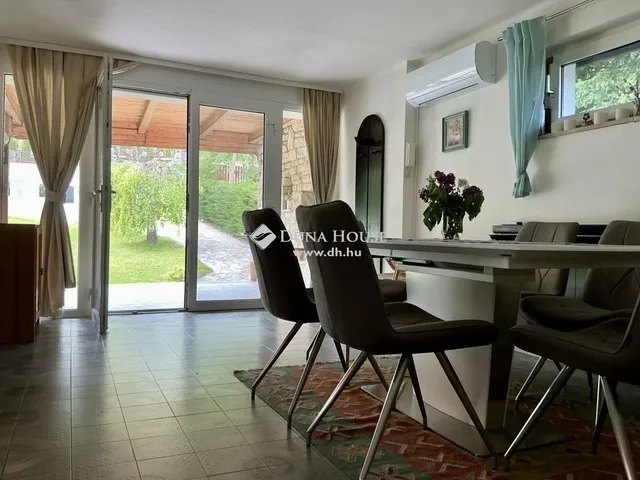 Eladó ház Budapest III. kerület 300 nm