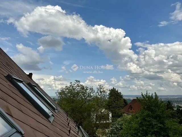 Eladó ház Budapest III. kerület 300 nm