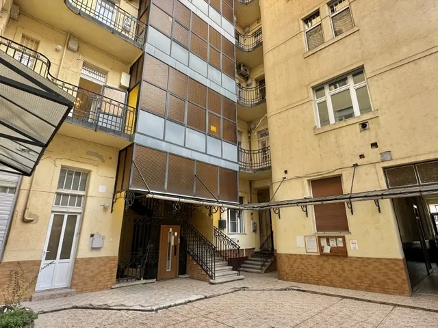 Eladó lakás Budapest V. kerület 90 nm