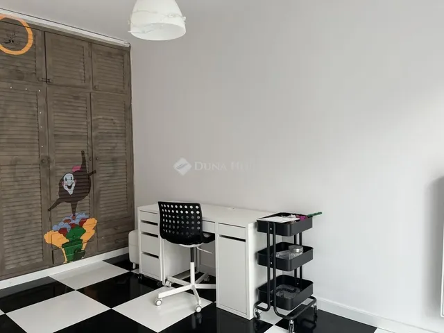 Kiadó lakás Budapest II. kerület 120 nm