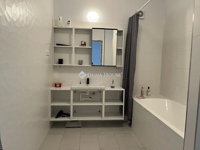 Kiadó lakás Budapest II. kerület 120 nm