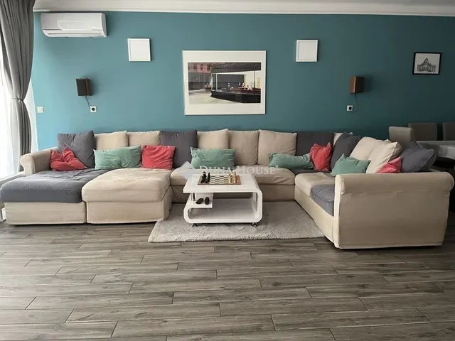 Eladó ház Budapest II. kerület 120 nm