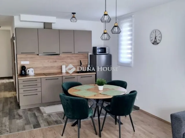 Eladó lakás Siófok 118 nm