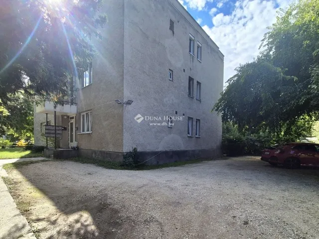 Eladó lakás Budapest III. kerület 61 nm