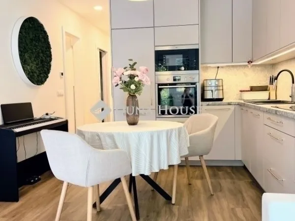 Eladó lakás Budapest II. kerület 66 nm