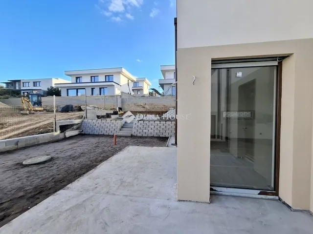 Eladó ház Budapest III. kerület, Aranyhegy 106 nm