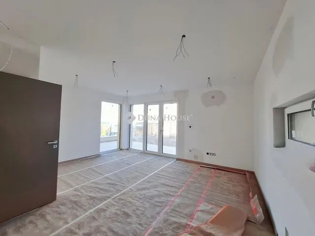 Eladó ház Budapest III. kerület, Aranyhegy 106 nm