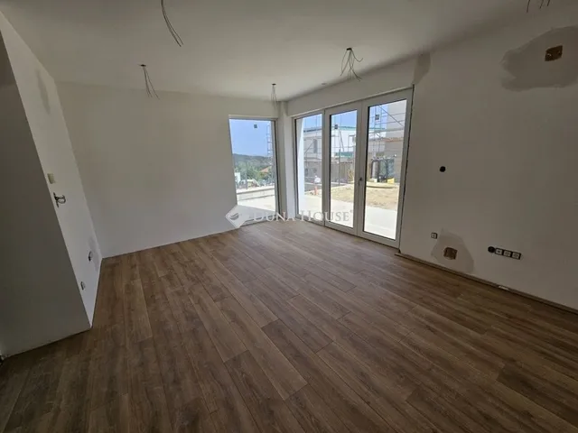 Eladó ház Budapest III. kerület, Aranyhegy 106 nm