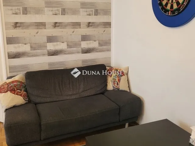 Eladó lakás Budapest III. kerület 42 nm