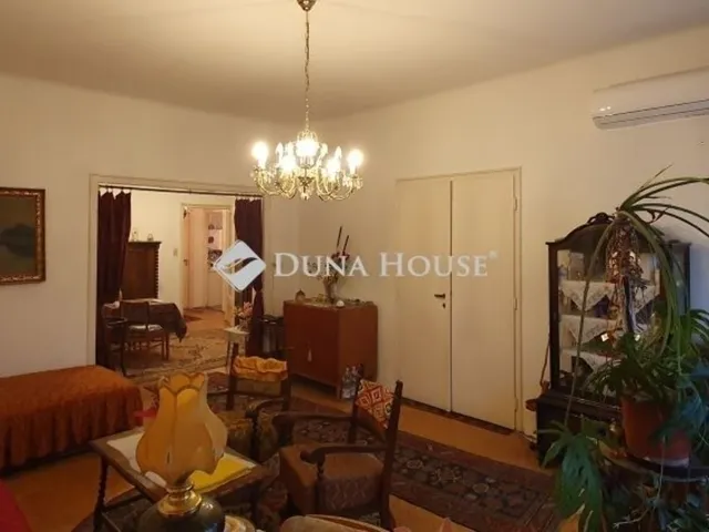 Eladó lakás Budapest II. kerület 82 nm