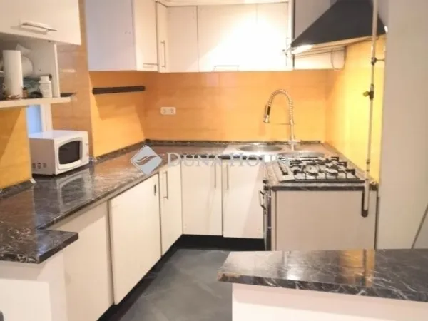 Eladó lakás Budapest V. kerület 51 nm