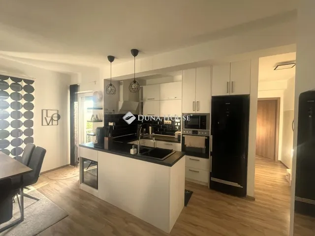 Eladó lakás Sopron 56 nm