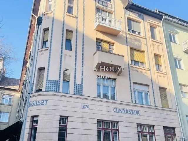 Eladó lakás Budapest II. kerület 409 nm