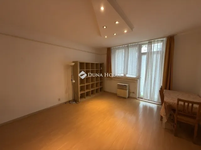 Eladó lakás Budapest XVI. kerület 32 nm