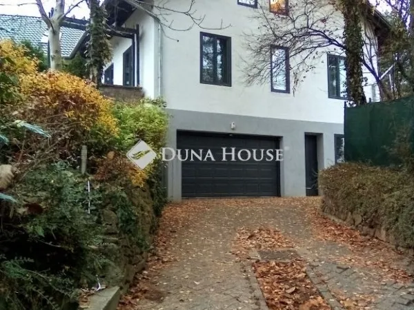 Eladó ház Solymár 440 nm