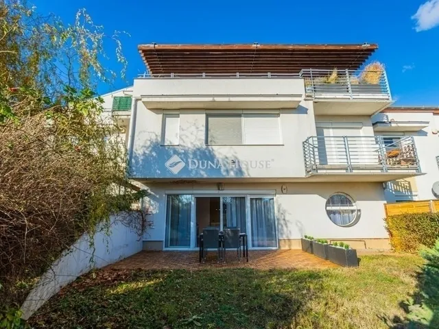 Eladó lakás Budapest III. kerület 77 nm