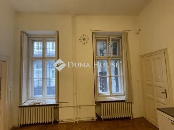 Eladó lakás Budapest V. kerület 126 nm