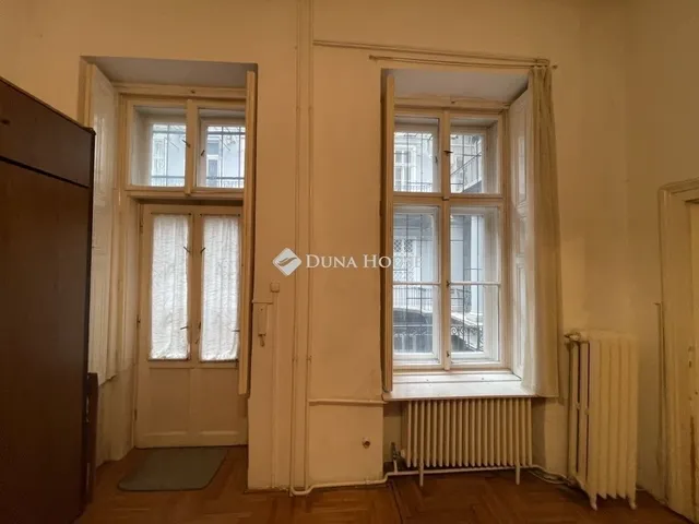 Eladó lakás Budapest V. kerület 126 nm