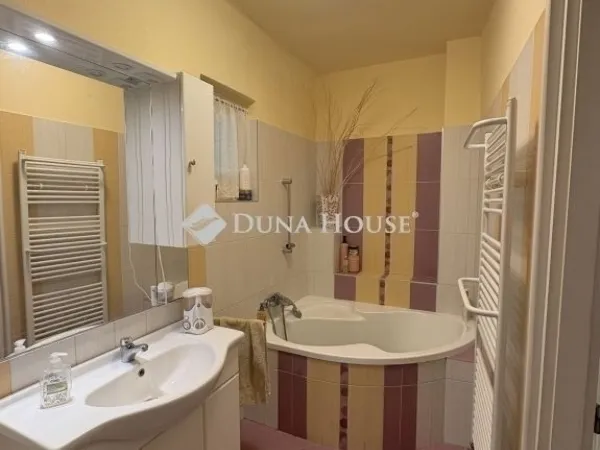 Eladó ház Budapest II. kerület 93 nm