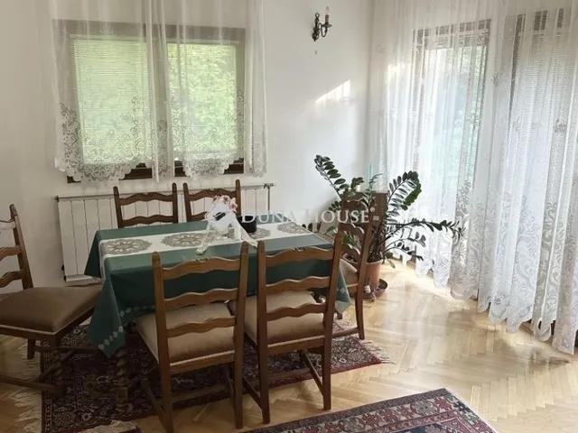 Eladó ház Budapest II. kerület 132 nm