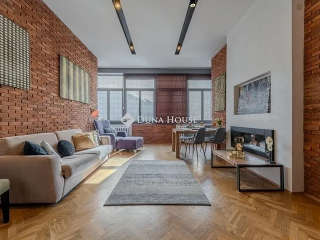 Eladó lakás Budapest V. kerület 71 nm