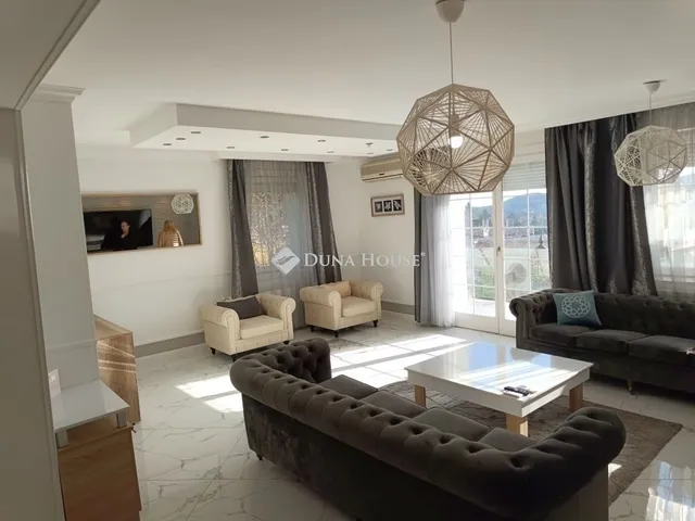 Eladó lakás Budapest II. kerület 161 nm