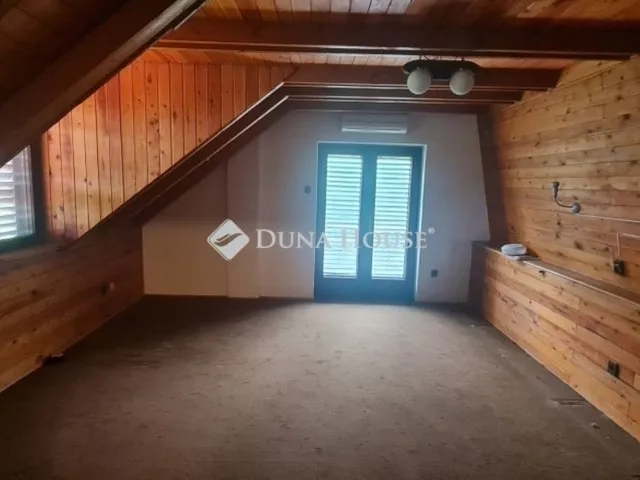 Eladó ház Budapest XII. kerület 294 nm