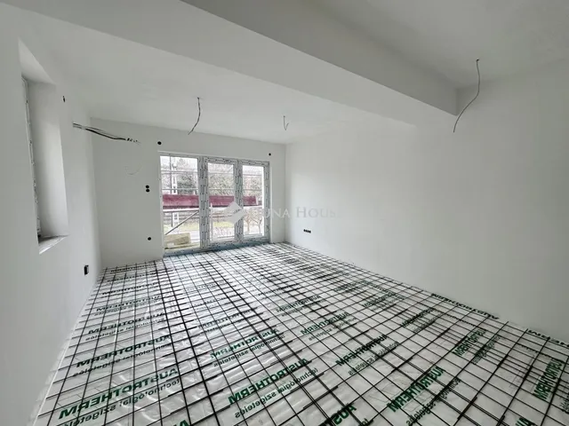 Eladó lakás Budapest III. kerület 46 nm