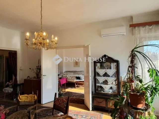 Eladó lakás Budapest II. kerület 82 nm