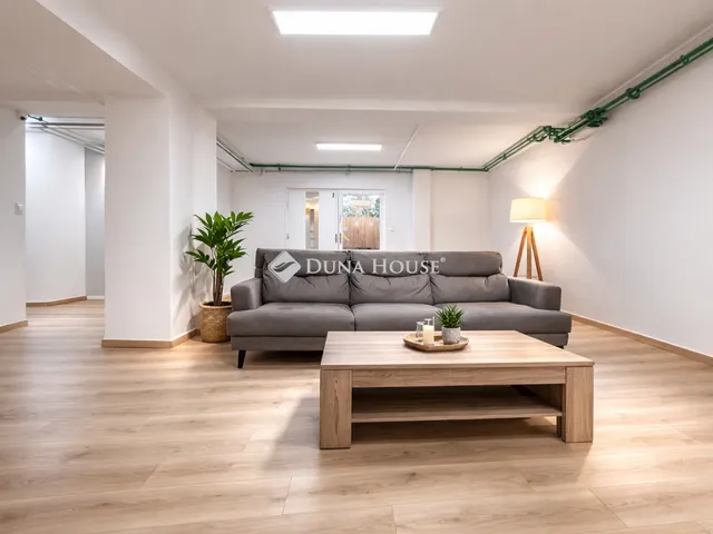 Eladó ház Budapest III. kerület 236 nm