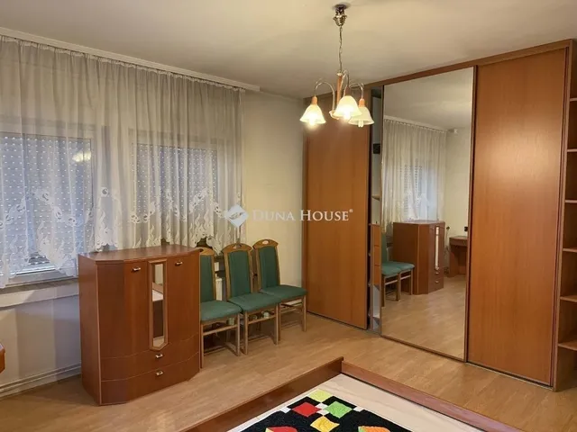 Eladó ház Tokod 220 nm