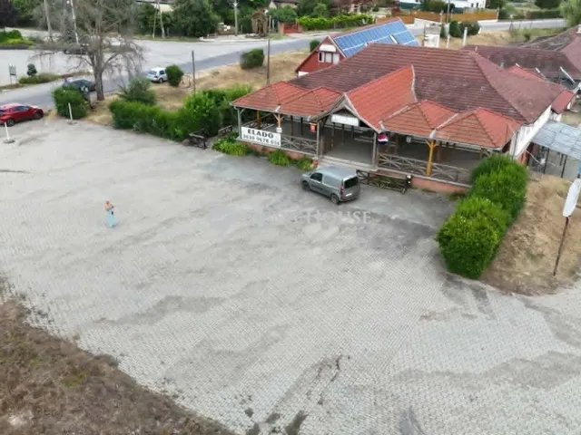 Eladó kereskedelmi és ipari ingatlan Szalkszentmárton 1235 nm