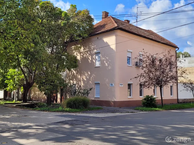 Eladó lakás Szeged, Móraváros 150 nm