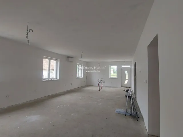 Eladó ház Kótaj 120 nm
