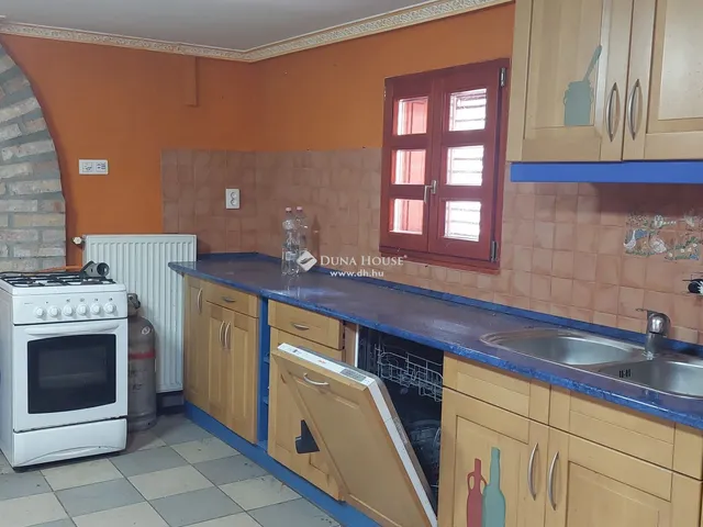 Eladó mezőgazdasági ingatlan Nyíregyháza, Sóstóhegy 98 nm